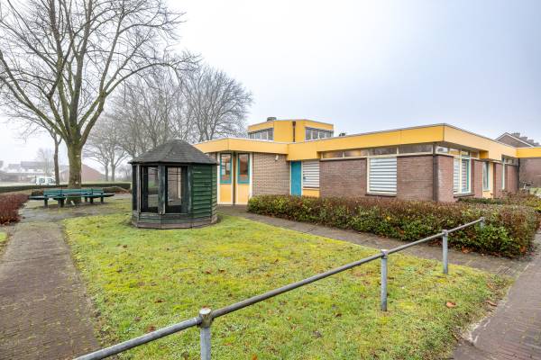 Maatschappelijk vastgoed Domela Nieuwenhuisweg 3 Muntendam
