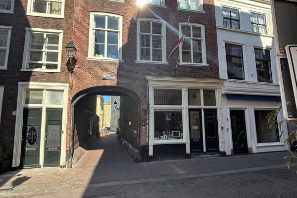 Winkelruimte Molenstraat 25 Den Haag