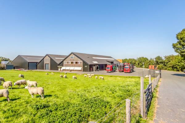 Bedrijfsruimte Leimuiderdijk 200 Burgerveen