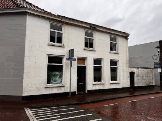 Bedrijfsruimte Doelenstraat 1 Hilvarenbeek