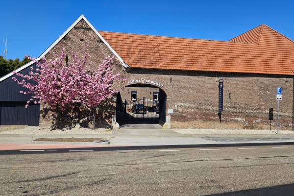 Bedrijfsruimte Brunssummerstraat 46 Schinveld