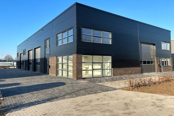 Bedrijfsruimte Industrieweg 12 Elst (GE)