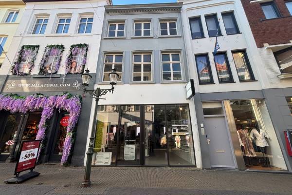 Winkelruimte Lomstraat 21 Venlo
