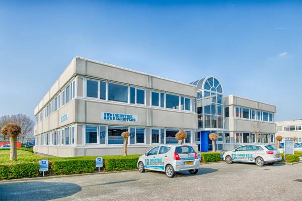 Kantoorruimte Curieweg 5 Spijkenisse