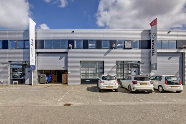 Bedrijfsruimte De Lasso-Zuid 9 Roelofarendsveen