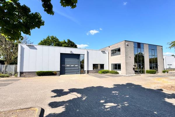 Bedrijfsruimte Ringweistraat 10 Waardenburg