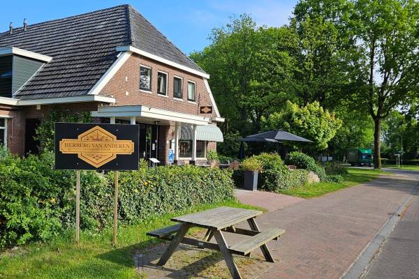 Horecagelegenheid Nijend 2 Anderen