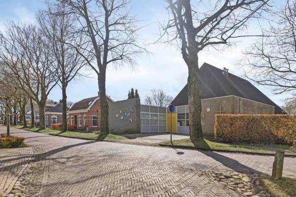 Maatschappelijk vastgoed Hondsrugstraat 24-A Zuidlaren