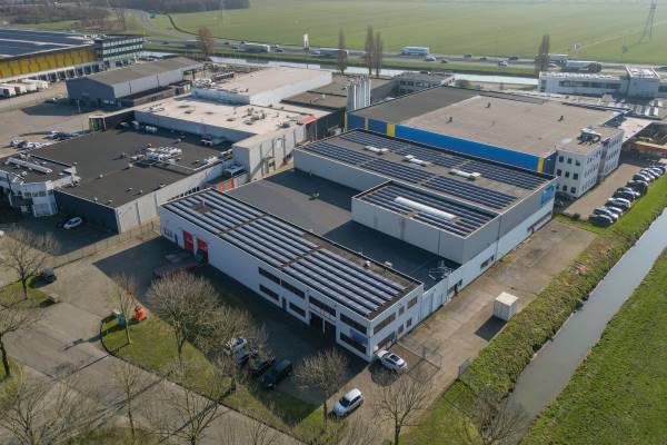 Bedrijfsruimte Zilverwerf 23 Beuningen (GE)