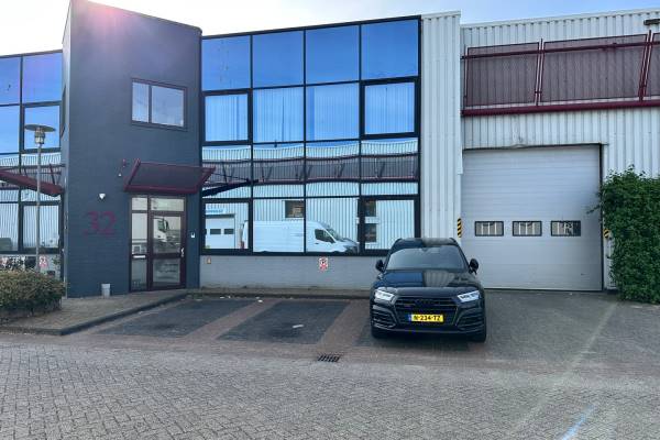 Bedrijfsruimte Parellaan 32 Hoofddorp
