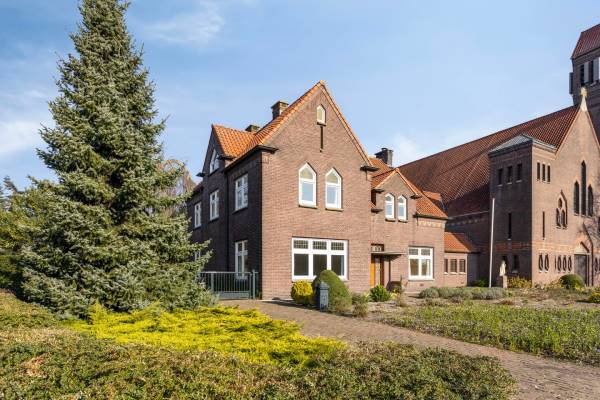 Bedrijfsruimte Kerkstraat 4 Vorstenbosch