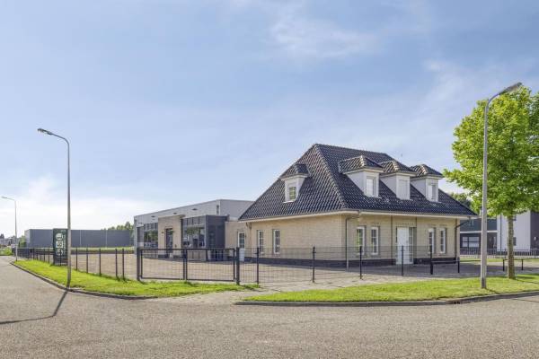 Bedrijfsruimte Buitenvaart 2119 Hoogeveen