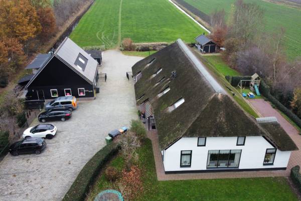 Bedrijfsruimte Nijeveense Bovenboer 12 Nijeveen