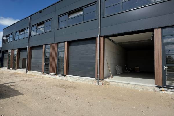 Bedrijfsruimte Chemieweg 231 Uithoorn