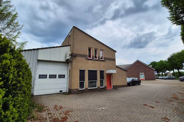 Bedrijfsruimte Heesterseweg 11 Geffen