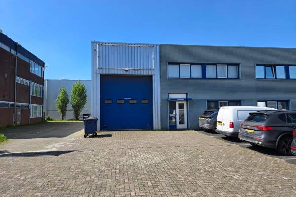 Bedrijfsruimte Puntweg 16-B Spijkenisse