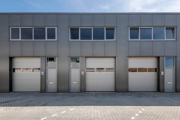 Bedrijfsruimte Latensteinse Middenweg 17 Tiel
