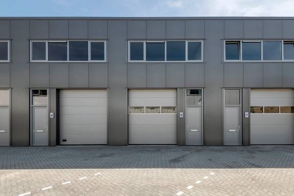 Bedrijfsruimte Latensteinse Middenweg 15 Tiel