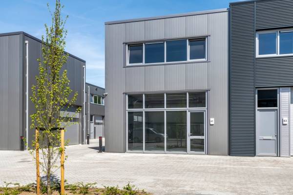 Bedrijfsruimte Latensteinse Middenweg 41 Tiel