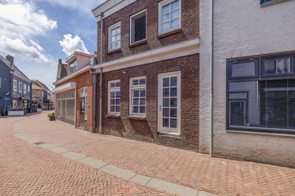 Kantoorruimte Voorstraat 20-A Spijkenisse