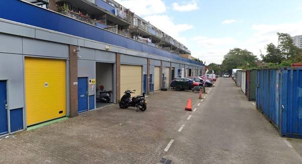 Bedrijfsruimte Marktweg 384 Den Haag