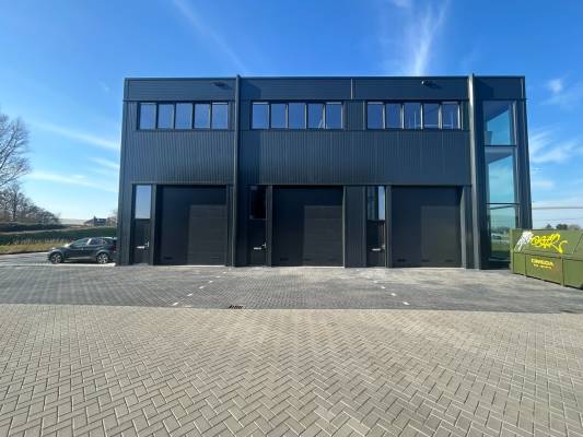 Bedrijfsruimte Honderdland 984 Maasdijk