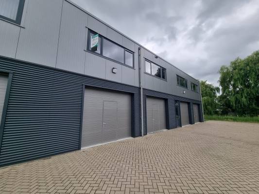 Bedrijfsruimte Industrieweg 13- 04 Vuren