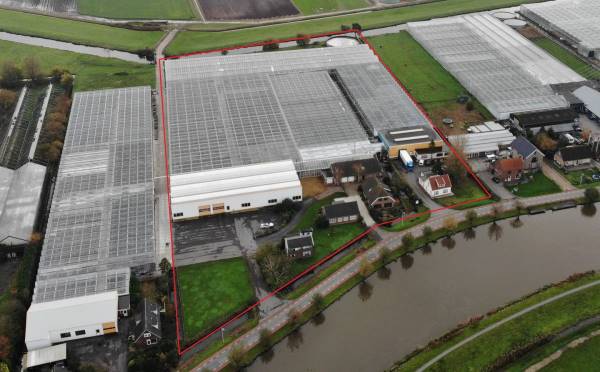 Agrarisch bedrijf Nieuwveens Jaagpad 52-t/m 56 Nieuwveen