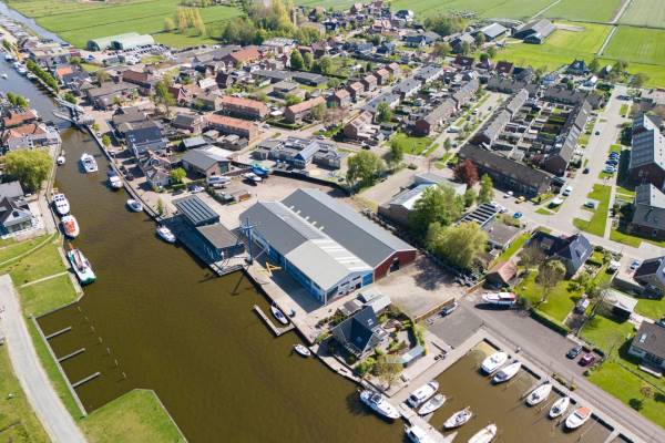 Bedrijfsruimte Hellingpad 16- 18 Echtenerbrug