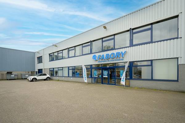 Bedrijfsruimte Schuttevaerweg 19 Rotterdam