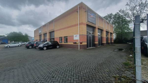 Bedrijfsruimte ten Catestraat 29 Assen