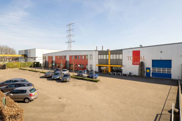 Bedrijfsruimte IJzersteden 3 Enschede