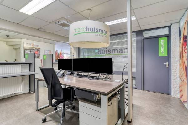 Bedrijfsruimte A. van Leeuwenhoekweg 1- 5 Alphen aan den Rijn