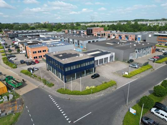 Bedrijfsruimte Bijdorpplein 1 Barendrecht