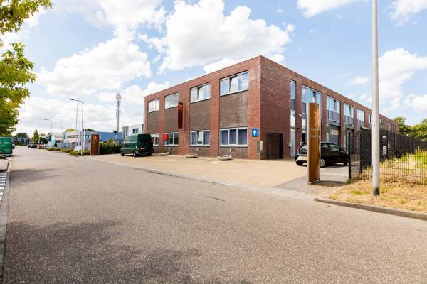 Bedrijfsruimte Einsteinweg 11-r Hellevoetsluis