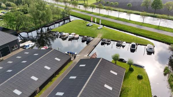 Bedrijfsruimte Beulakerweg 48 Giethoorn