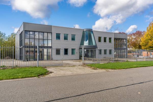 Bedrijfsruimte J.D. van der Veenstraat 7 Winschoten