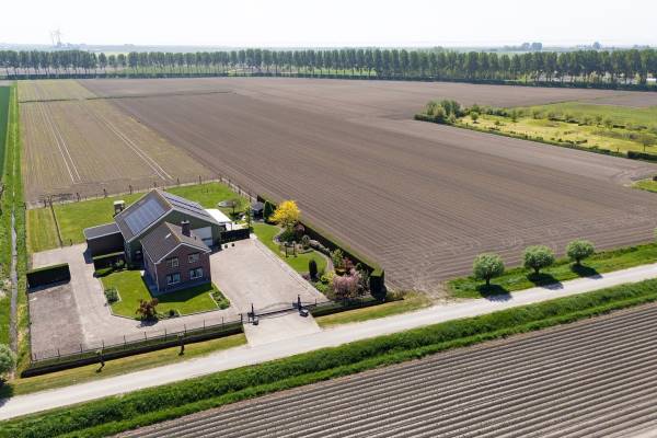 Agrarisch bedrijf Buurtweg 8-a Stavenisse