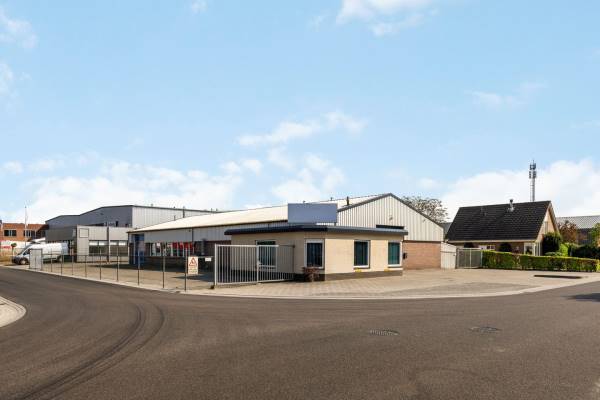 Bedrijfsruimte Handelsweg 25 Lemelerveld