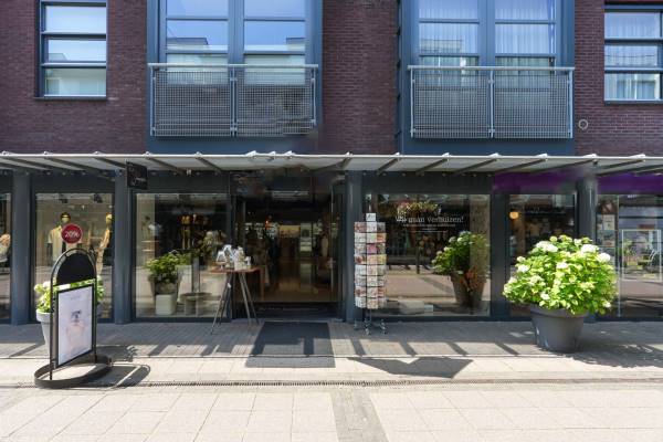 Winkelruimte Julianaplein 162-b Beuningen (GE)