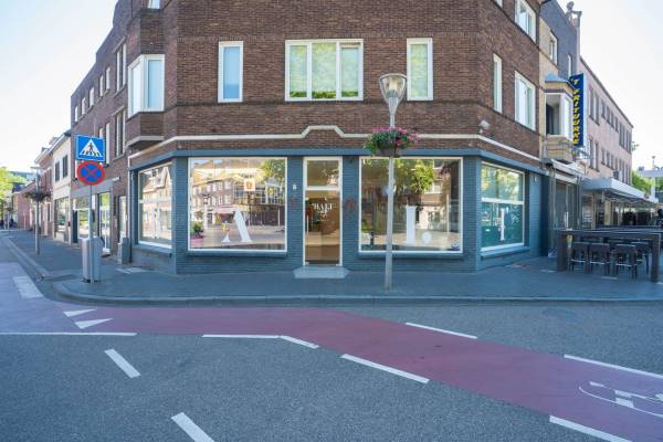 Winkelruimte Markt 48 Geleen