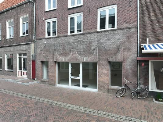 Winkelruimte Langestraat 12 Nijkerk