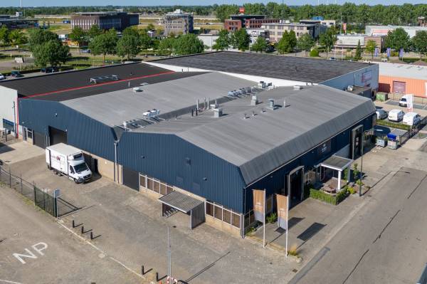 Bedrijfsruimte Industrieweg 31- 33 Waardenburg