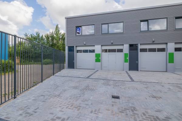 Bedrijfsruimte Floris Versterlaan 62 Leiden