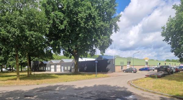 Bedrijfsruimte Binnendijk 13 Helmond