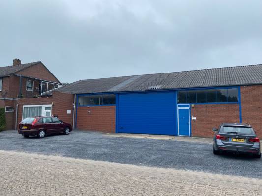 Bedrijfsruimte Fort Pinsenweg 1-a Halsteren
