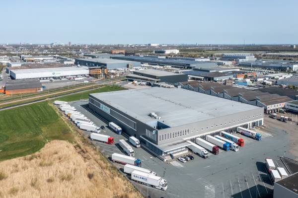 Bedrijfsruimte Spoorlaan 12 Barendrecht