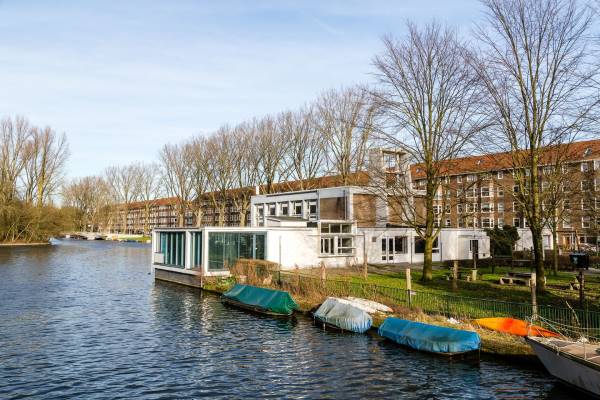 Maatschappelijk vastgoed Postjeskade 200 Amsterdam