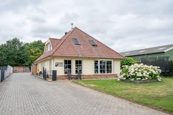 Bedrijfsruimte Dambroek 31 Baak