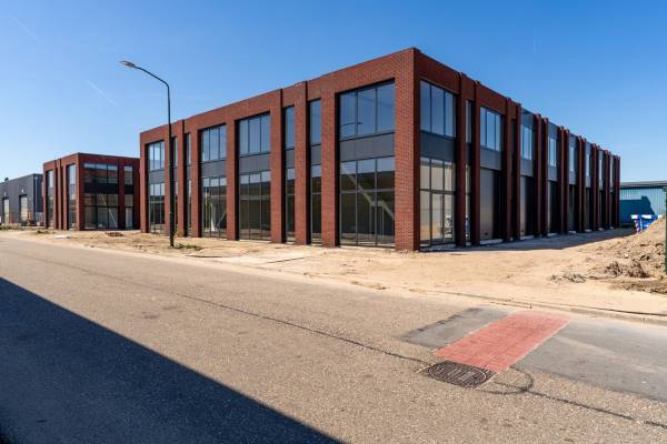 Bedrijfsruimte Industrieweg 10 Giessen